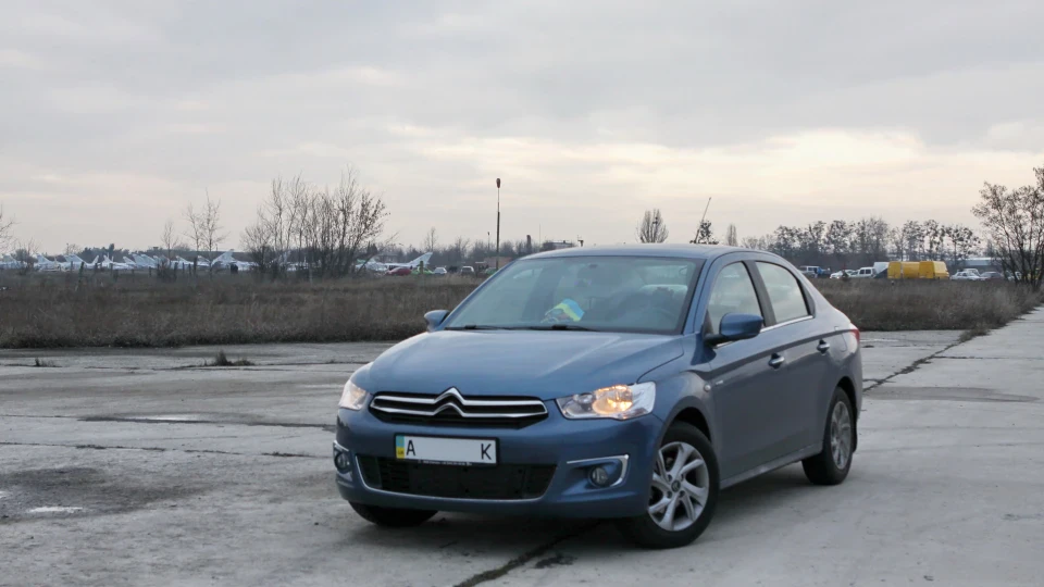 Citroen C-Elysee 1.6 HDI Синій красень 4