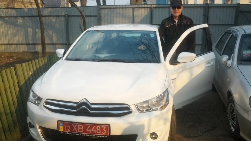 Citroen C-Elysee Білий ракетоліт