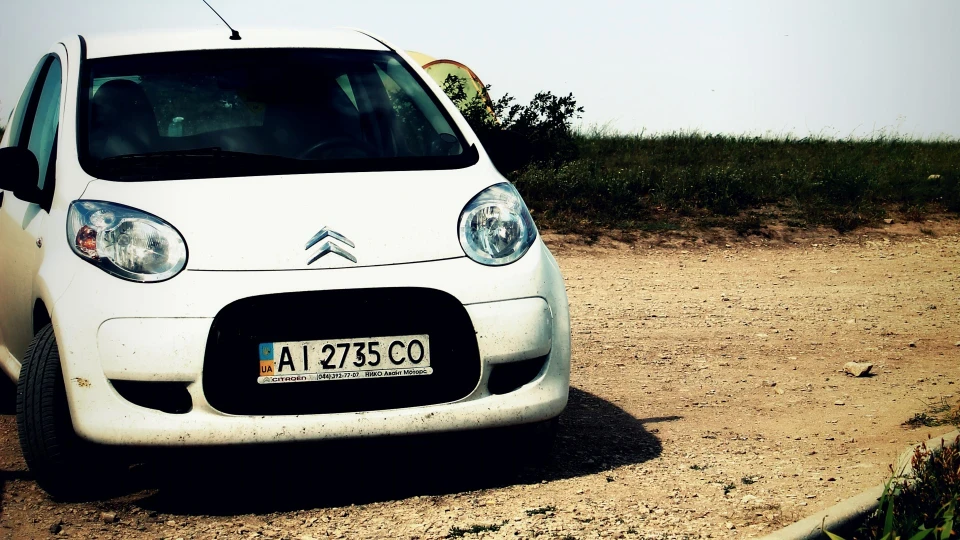 Citroen C1 білий СітроЇжачок 2