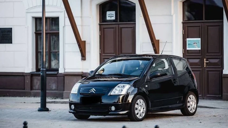 Citroen C2 Чорний)VTR 5