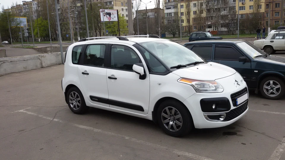 Citroen C3 Picasso 1.6 "White GriZZly" 3