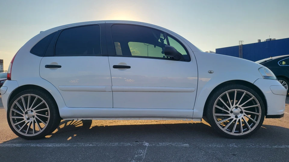 Citroen C3 Святий 2