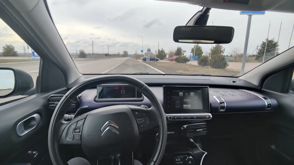 Citroen C4 Cactus Фіолетовий Бобік 2