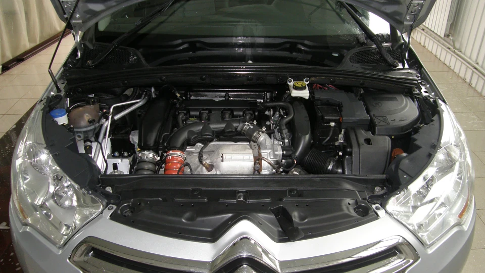 Citroen C4 L 1,6 THP 150 к.с. 6АКПП