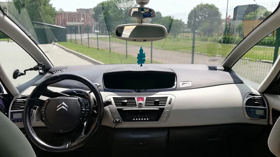 Citroen C4 Picasso Exclusive 4