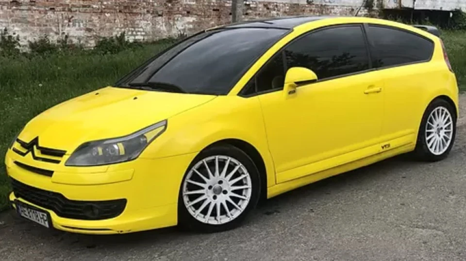 Citroen C4 VTS Bumblebee 2
