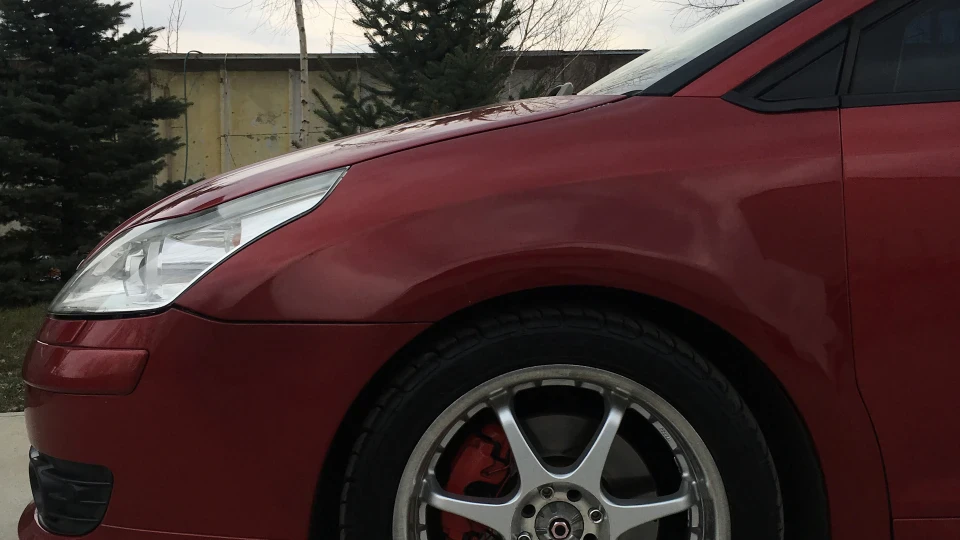 Citroen C4 VTS red 2