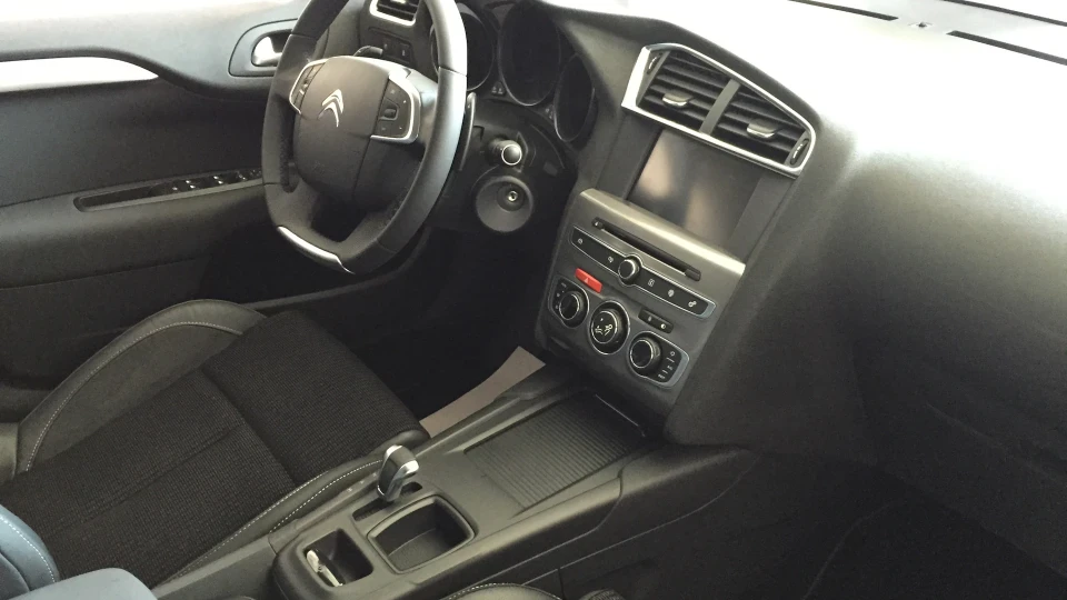 Citroen C4 1,6 e-HDi дизелек 5