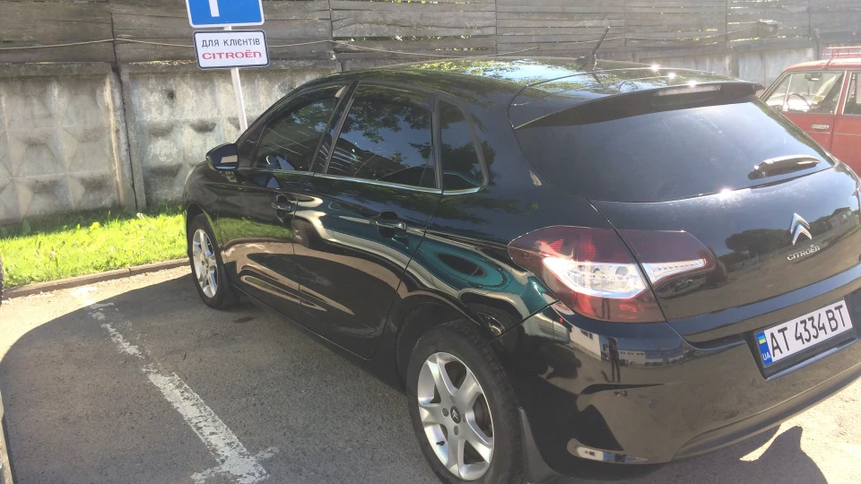 Citroen C4 1.6 vti 3