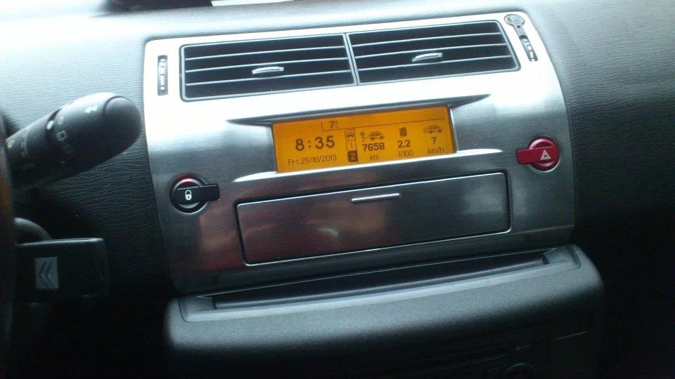 Citroen C4 2.0 HDi dieZel 4