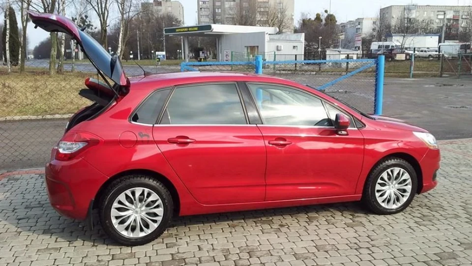 Citroen C4 Babylon Red 2