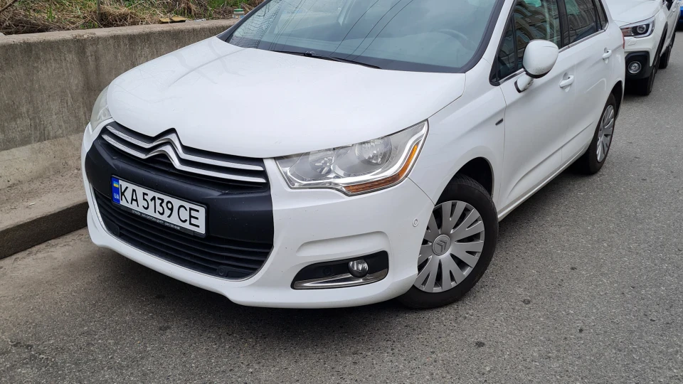 Citroen C4 Біляш
