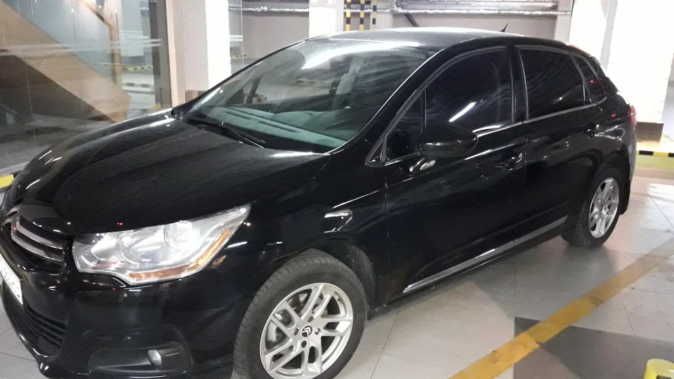 Citroen C4 BlackPearl 2