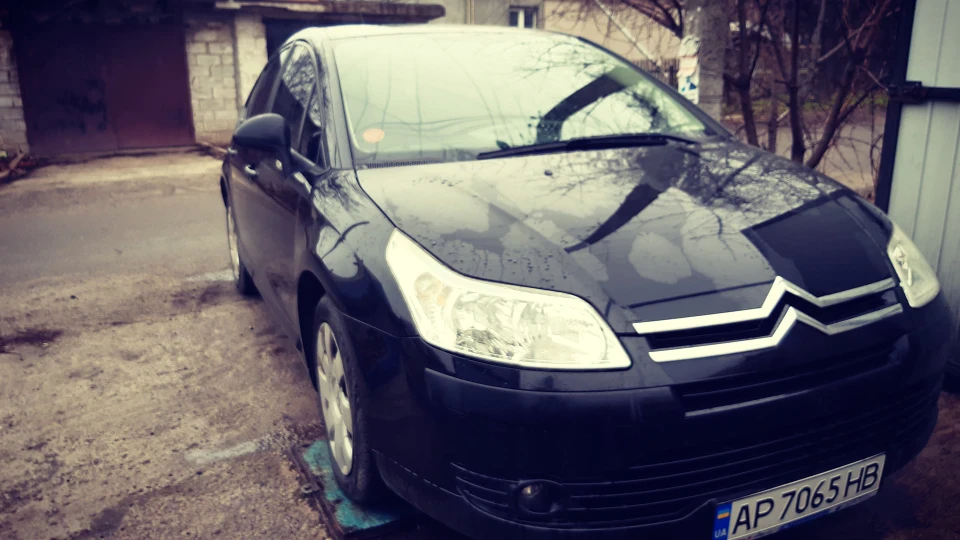 Citroen C4 Чорна Ялинка 2