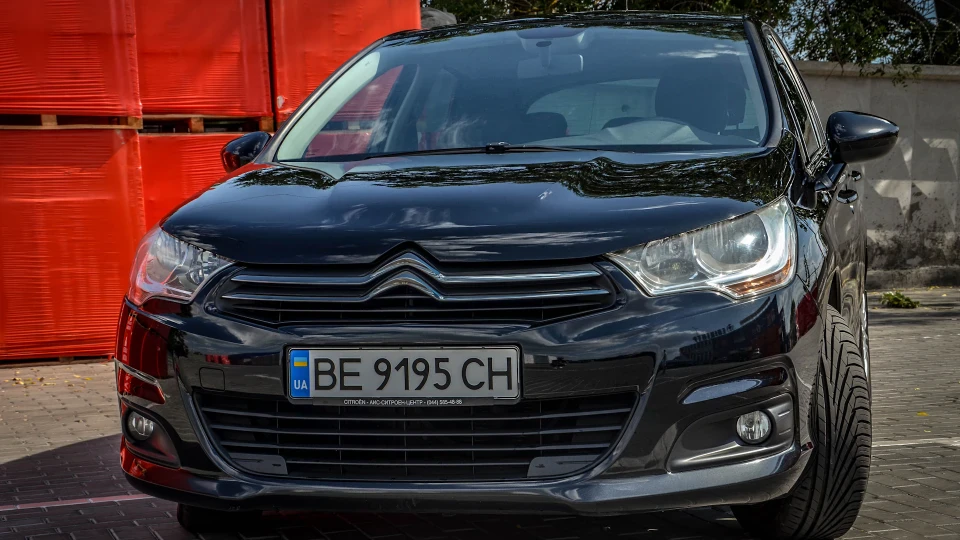 Citroen C4 Чорний🇫🇷 5