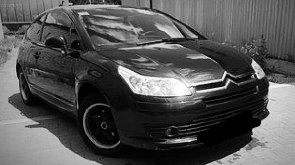 Citroen C4 Чорний 5