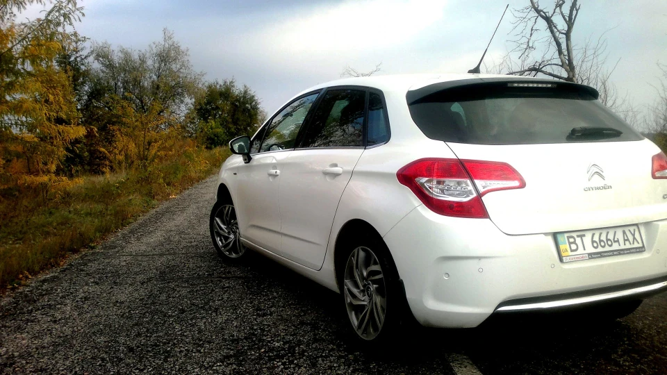 Citroen C4 Exclusive 1.6 AT 120 л