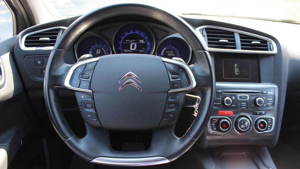 Citroen C4 Exclusive Française 4