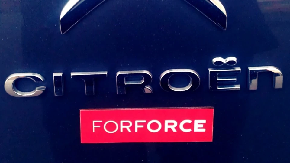 Citroen C4 gris thorium force 4