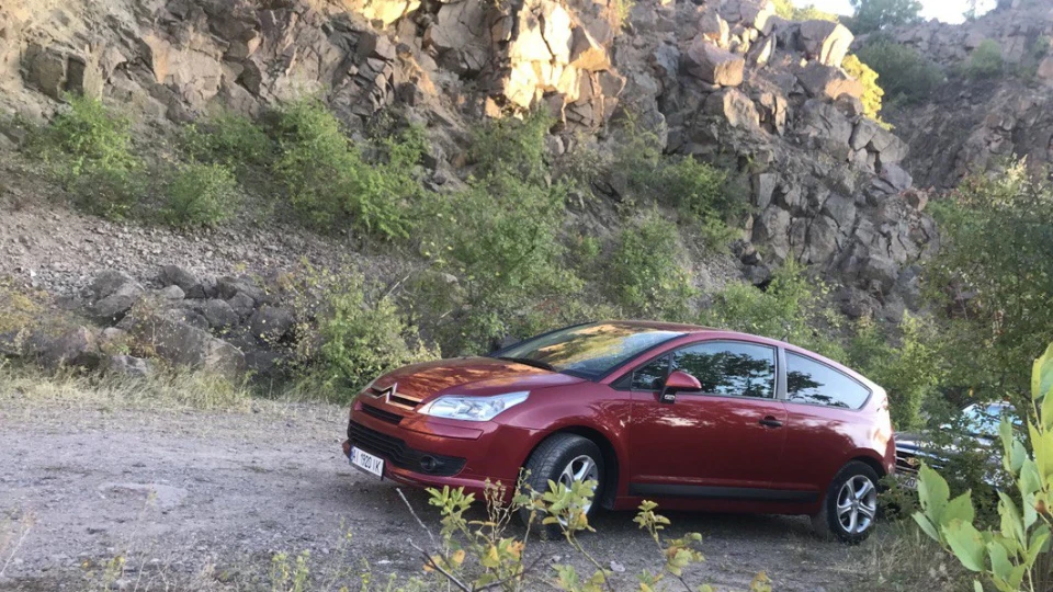 Citroen C4 Червоне Ситро 4