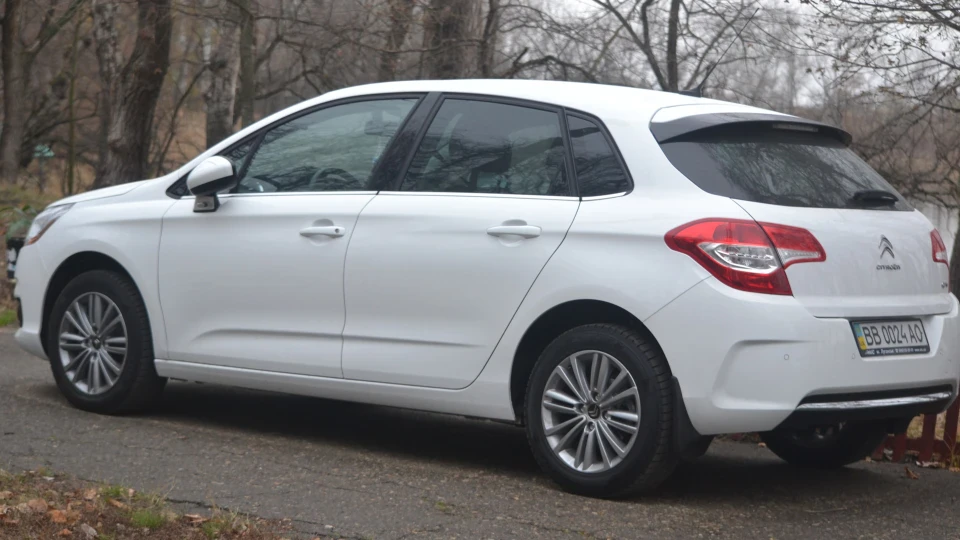 Citroen C4 Limited Edition Turbo 2