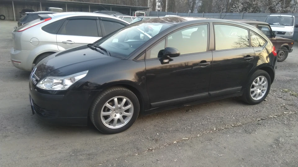 Citroen C4 Нерухомість