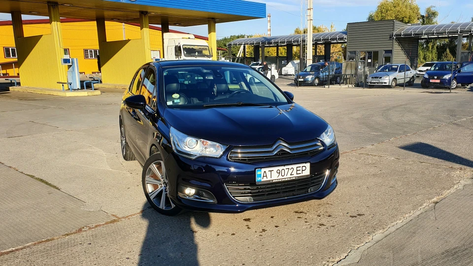 Citroen C4 SHINE 1.6 blueHDI 2