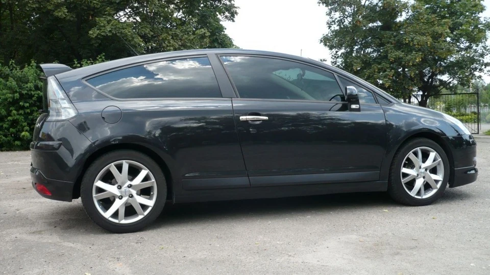Citroen C4 VTR Black ONYX coupe 2