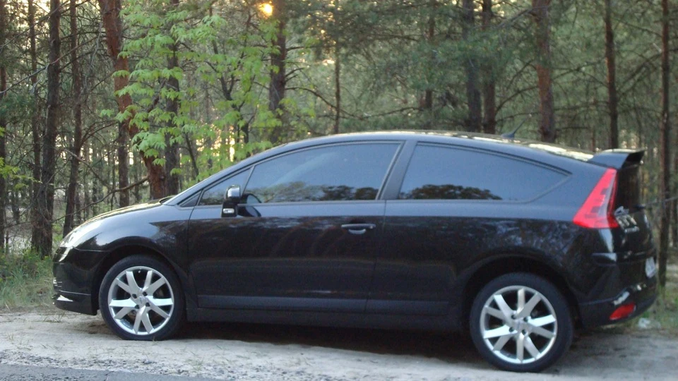 Citroen C4 VTR Black ONYX coupe 4
