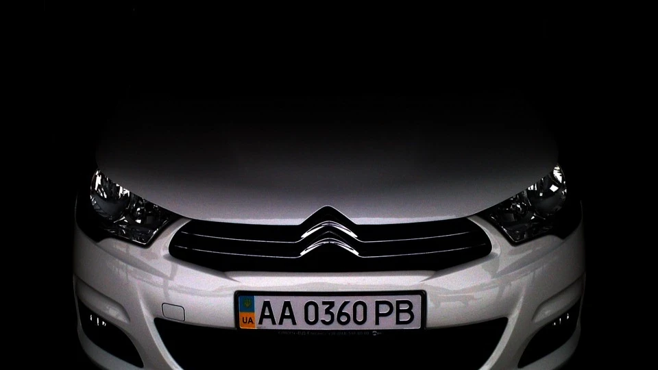 Citroen C4 White Rabbit 2