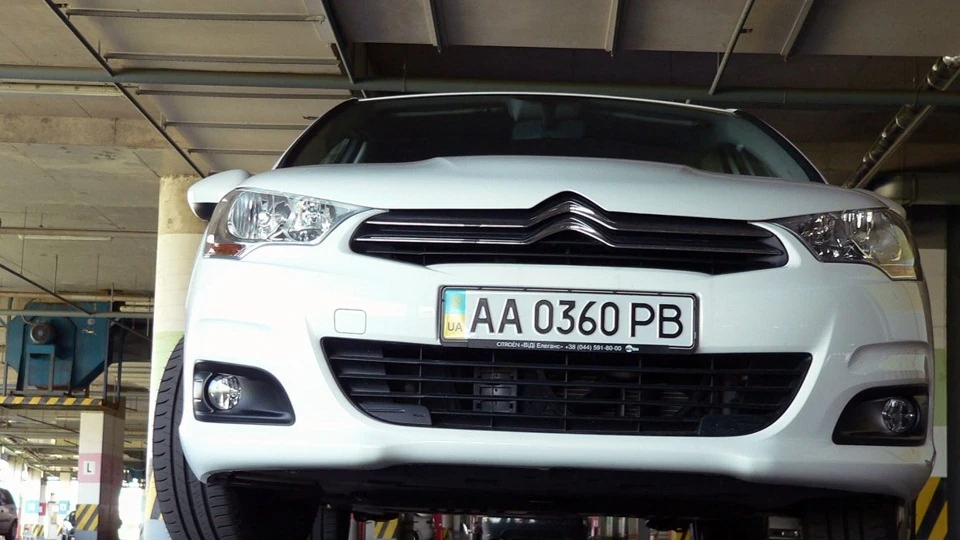 Citroen C4 White Rabbit 5