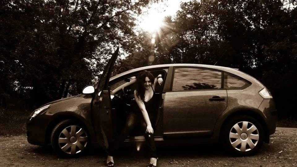 Citroen C4 хетч МКПП Rouge Lucifer 5