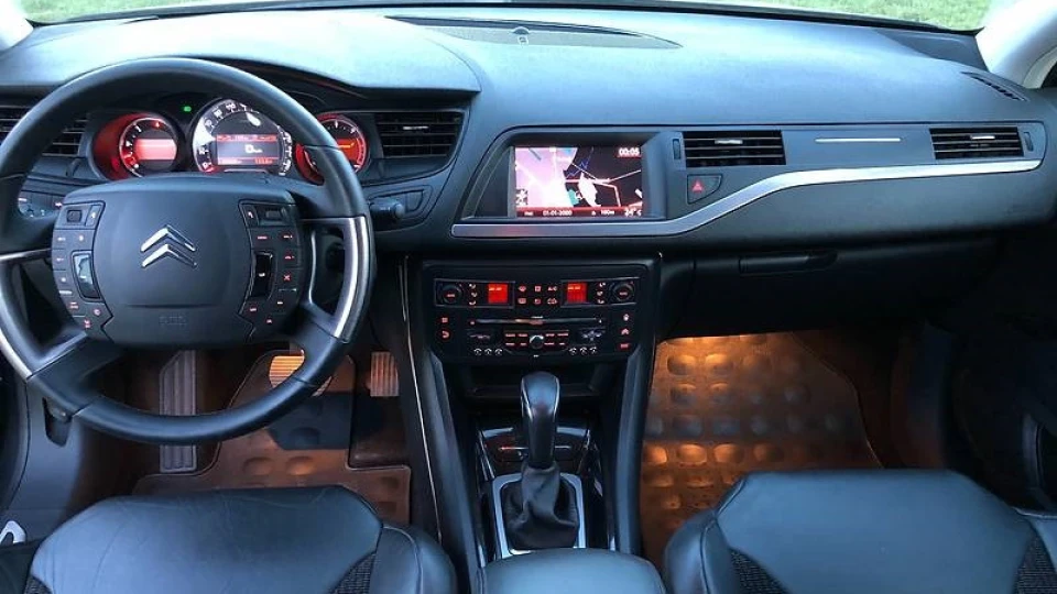 Citroen C5 200 black horses 4