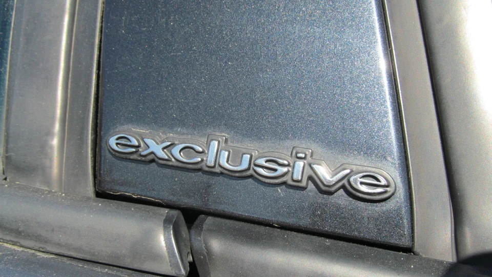 3 0 Exclusive 4