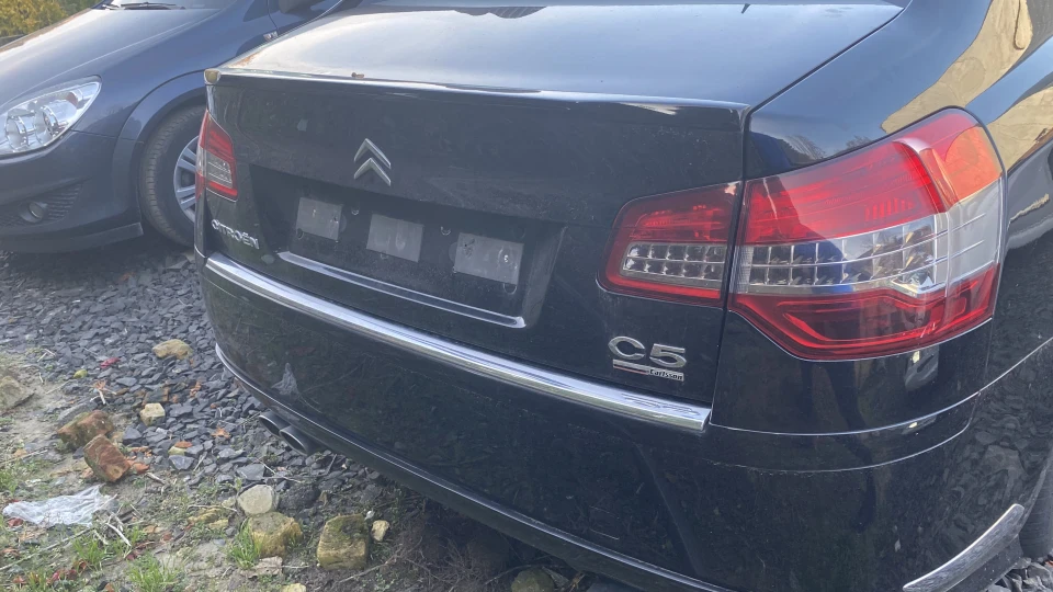 Citroen C5 3.0 V6 by Carlsson 3