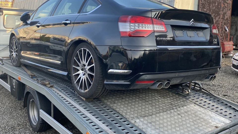 Citroen C5 3.0 V6 by Carlsson 4