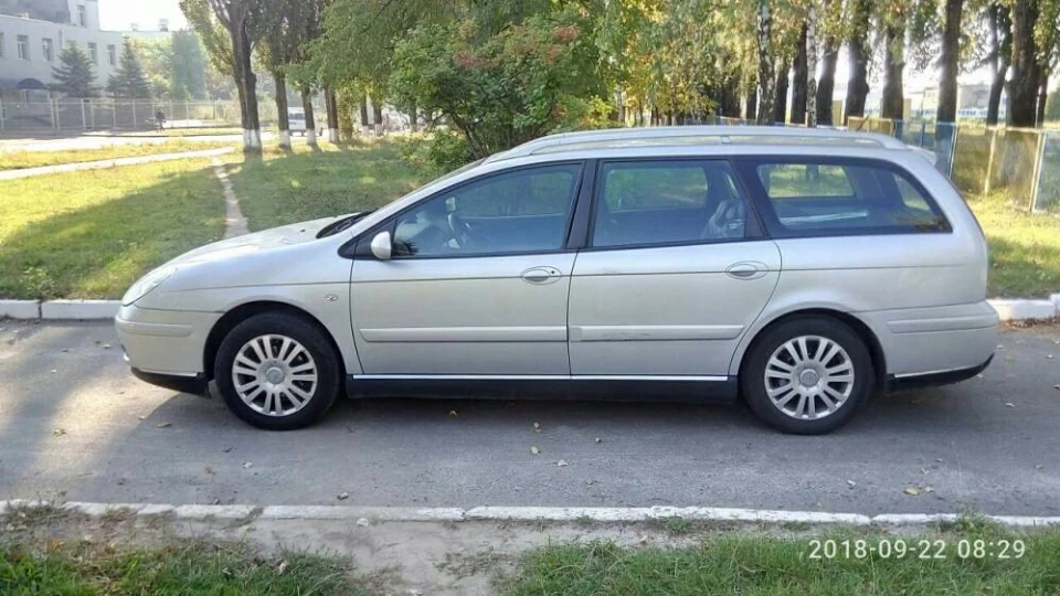 Citroen C5 C5 II break 2.0i EW10A