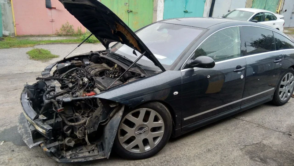 Citroen C6
