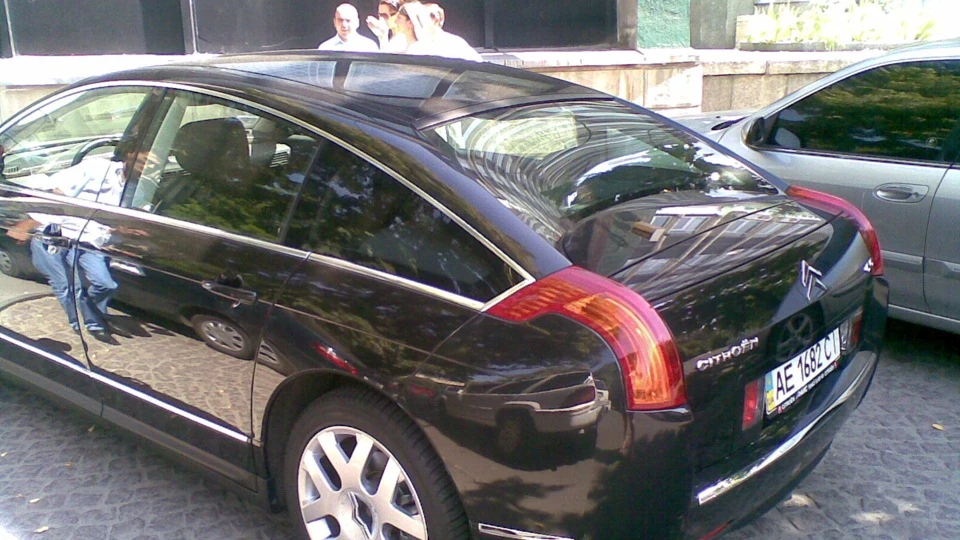Citroen C6 чорний 2