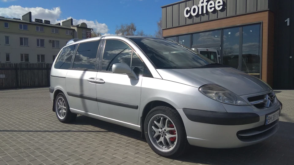 Citroen C8 Silver Man 2