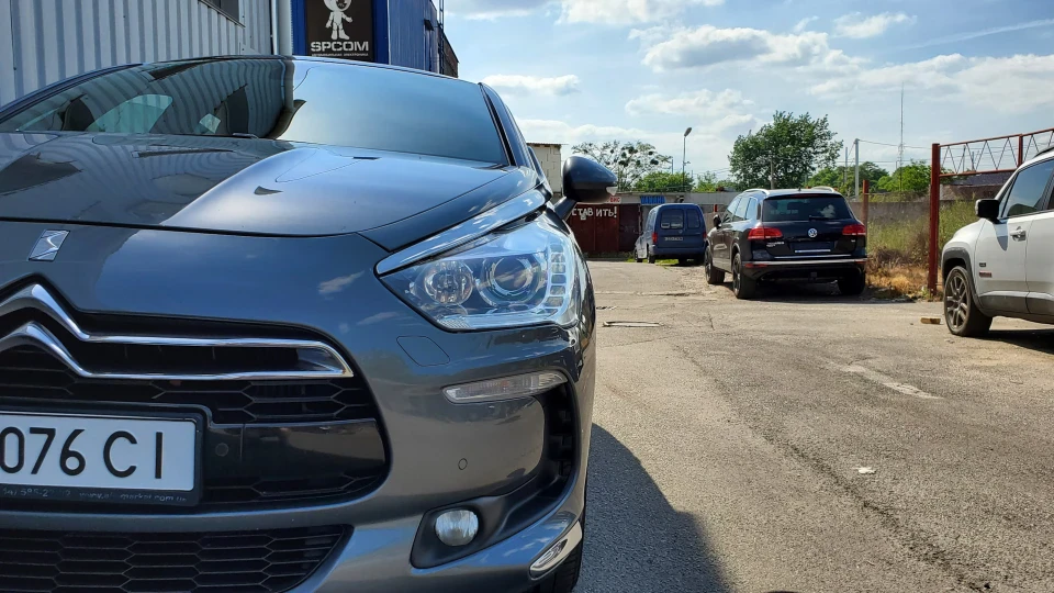Citroen DS5 YELLOWCAT 3