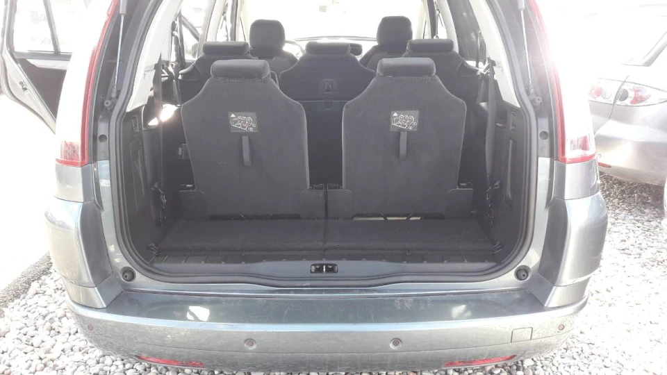 Citroen Grand C4 Picasso 4