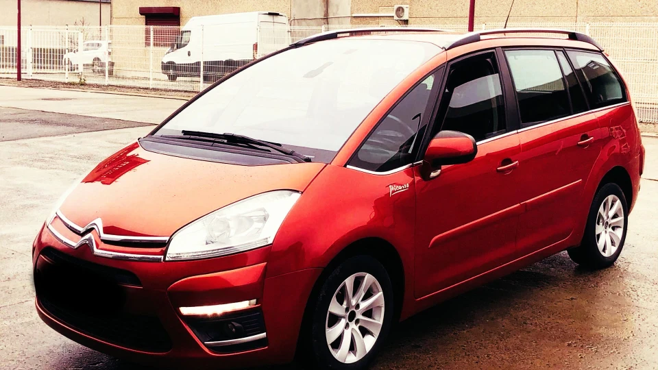 Citroen Grand C4 Picasso 1.6 HDI (DV6C) 2