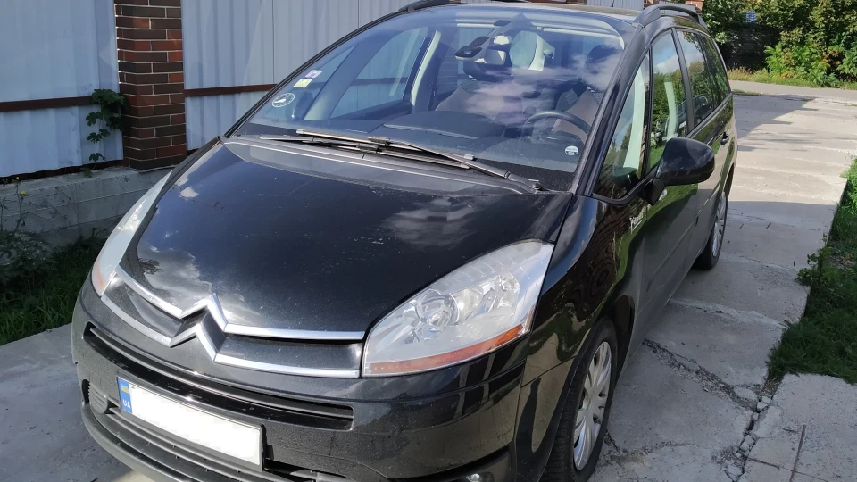 Citroen Grand C4 Picasso 1.6HDI - Кіт-Бегемот