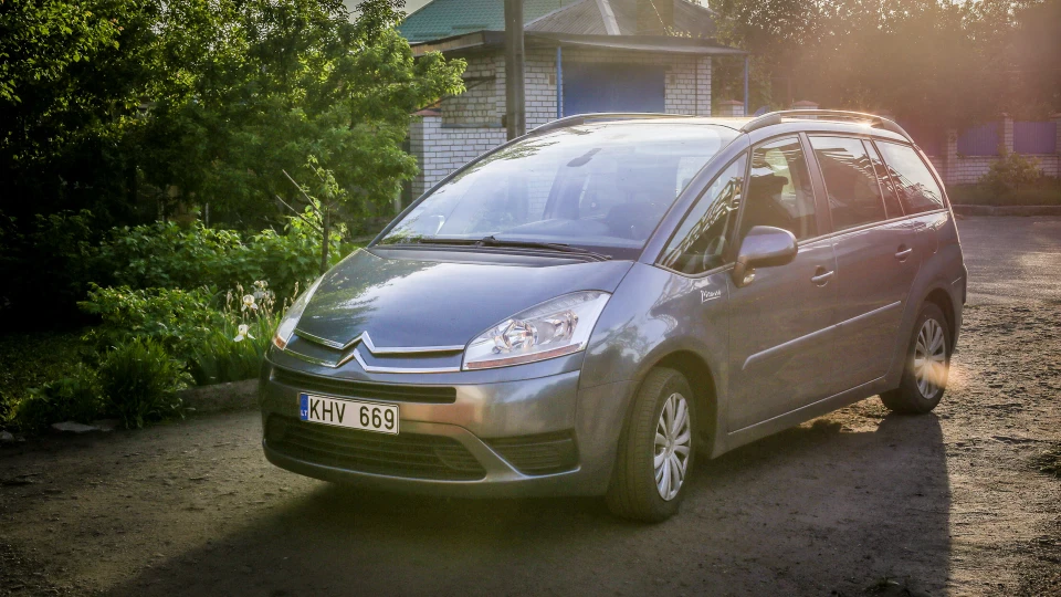 Citroen Grand C4 Picasso 1.6v HDI 4