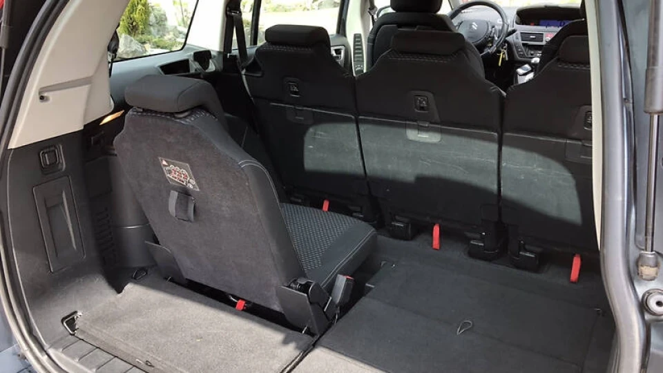 Citroen Grand C4 Picasso 1.8i EW7A 125ch/92kw 2