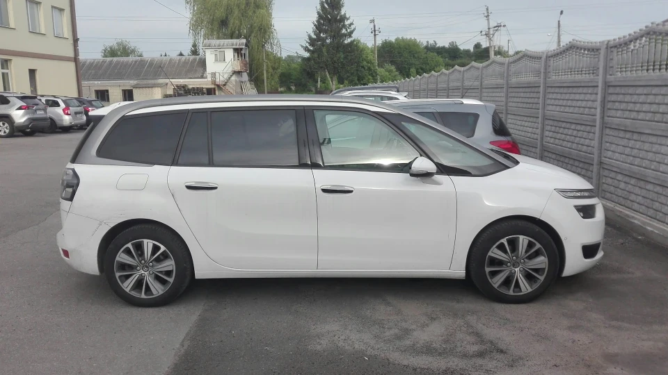 Citroen Grand C4 Picasso Білий дракон 2