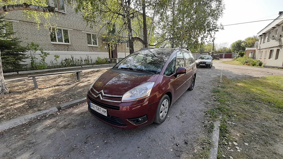 Citroen Grand C4 Picasso ︽ Беззубик ツ 3
