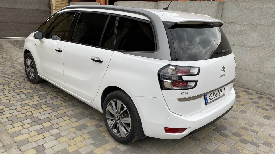 Citroen Grand C4 Picasso Exclusive 4