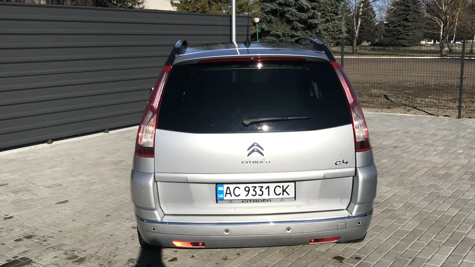 Citroen Grand C4 Picasso Krakadill 2